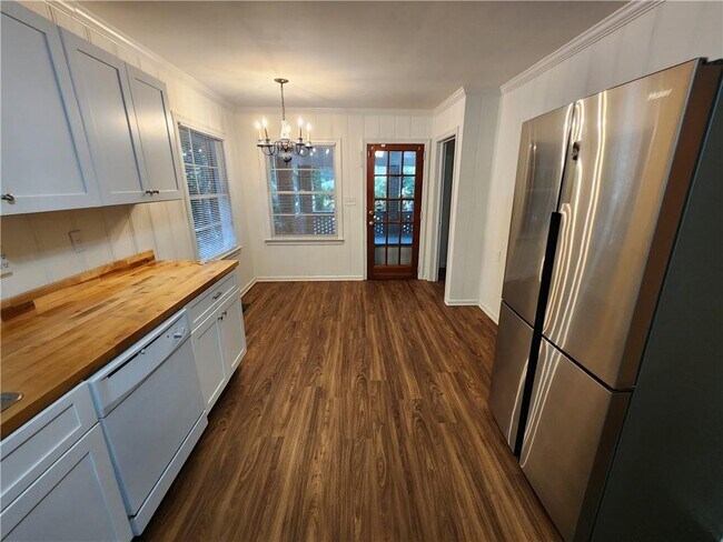Foto del edificio - 2294 Clairmont Rd