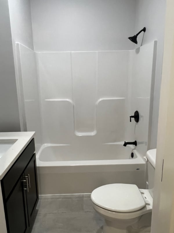 Building Photo - 369 Haverhill St