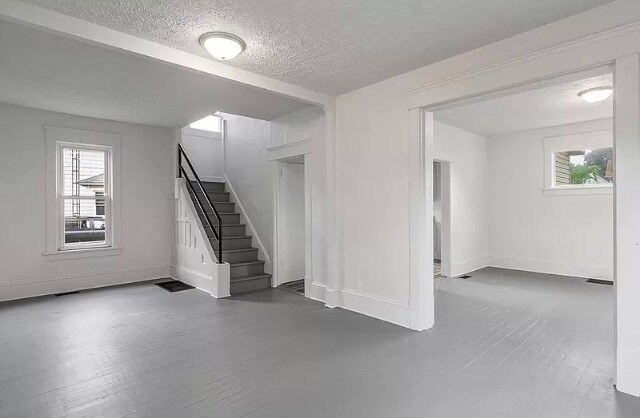 Building Photo - 1528 Clark Ave SW