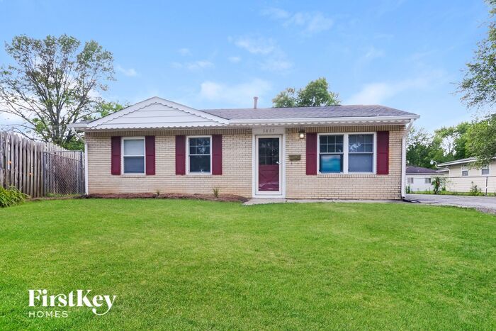 Primary Photo - 5867 Price Ct