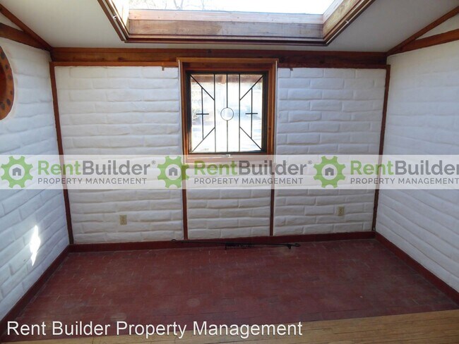 Foto del edificio - 3 br, 1 bath House - 2917 Santa Clara Ave. SE