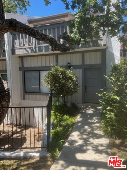 2062 Los Feliz Dr, Thousand Oaks, CA 91362 Condo for Rent in Thousand