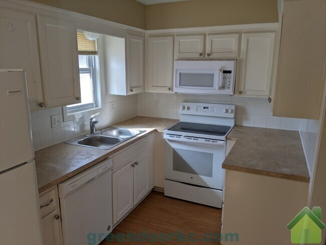 Foto del edificio - 1603 E Willow Dr