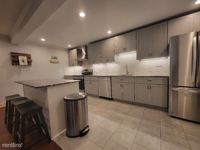 Foto del edificio - 1 br, 1 bath Condo - 1008 Dunbar Drive