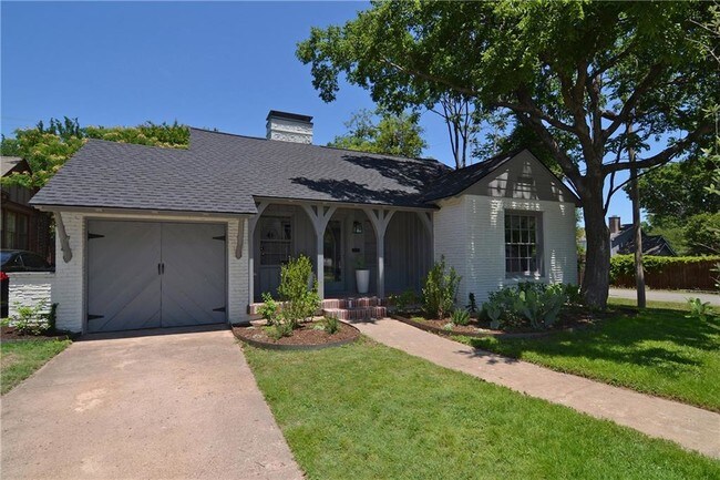 Building Photo - 801 Thomasson Dr