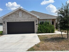 Building Photo - 2700 N Plumbago Ave