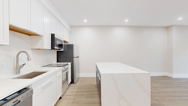 Building Photo - 277 Shawmut Ave