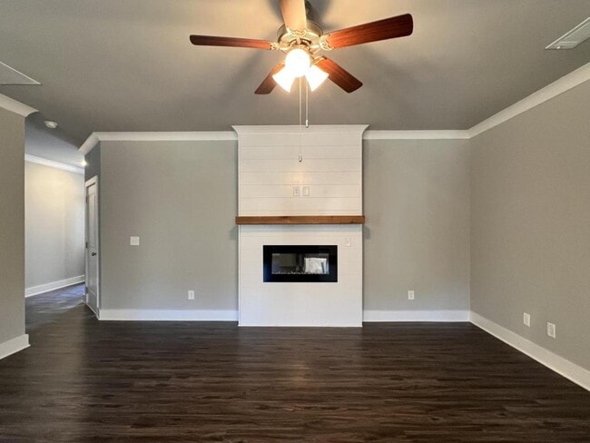 Building Photo - 110 McAllister Rd SE