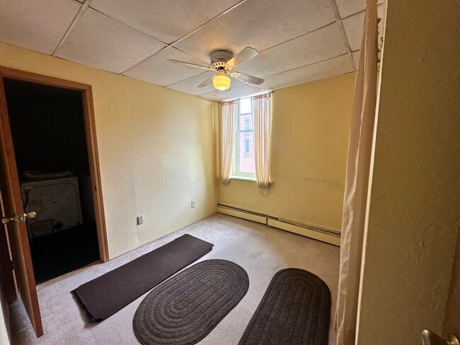 Foto del edificio - 516 Broadway St S