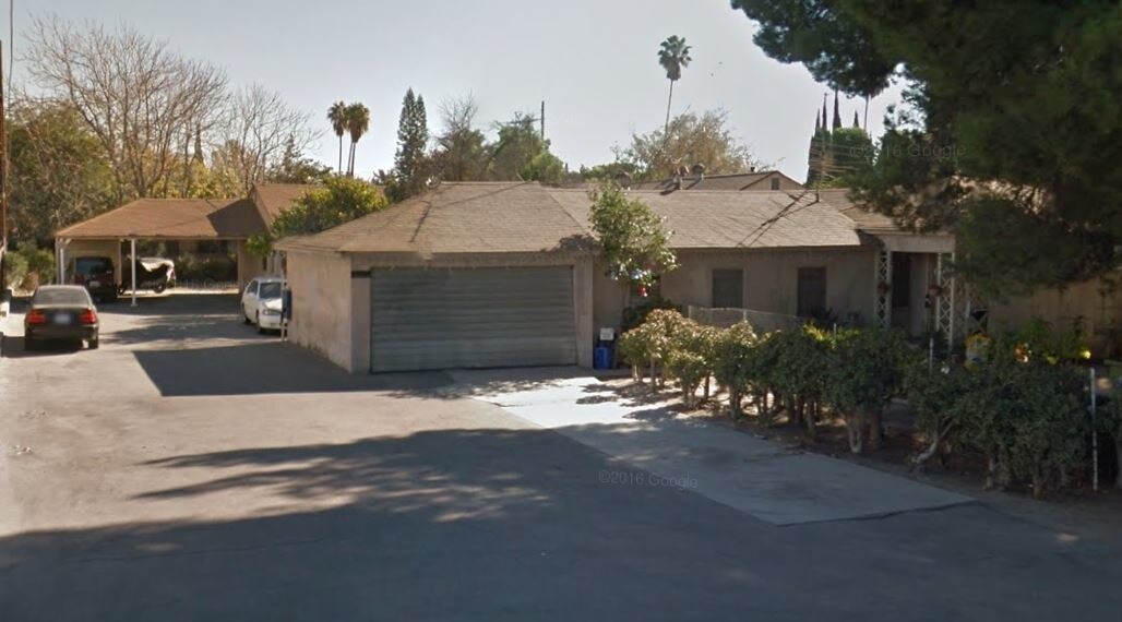 Building Photo - 6634 Vineland Ave