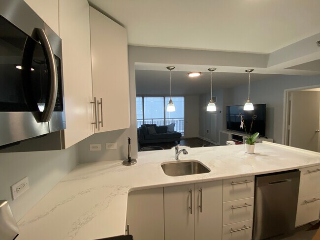 kitchen - 620 Peachtree St NE