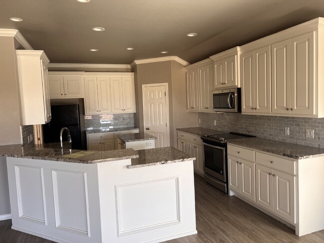 Foto del edificio - 3 Bedroom Home in Shallowater
