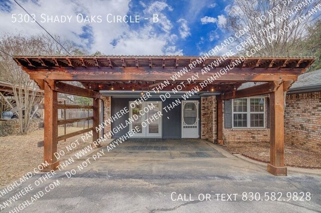 Foto del edificio - 5303 Shady Oak Cir