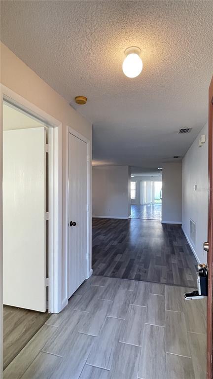 Building Photo - 1365 Epson Oaks Way