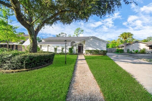 Building Photo - 18330 Cape Bahamas Ln