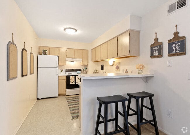 Building Photo - Dover Hills Apartments