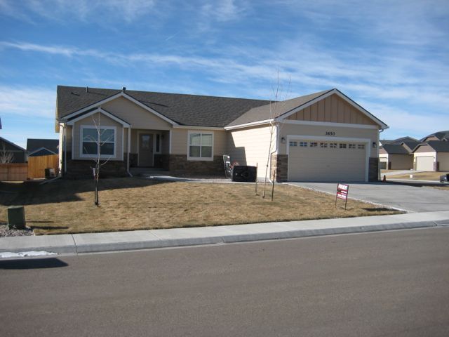 Foto del edificio - 3 BEDROOM 2 BATHROOM SADDLE RIDGE SINGLE FAMILY HOME