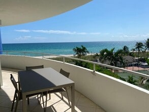 Building Photo - 5151 Collins Ave