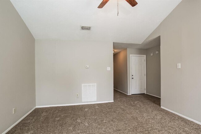 Building Photo - 4406 Tealgate Dr