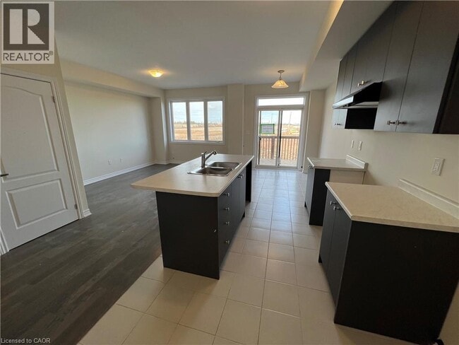 Building Photo - 151 Vanilla Trl