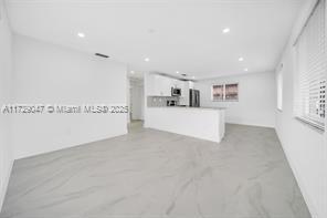 Building Photo - Northwest 43rd Court, Miami, FL 33126 - 2 ...