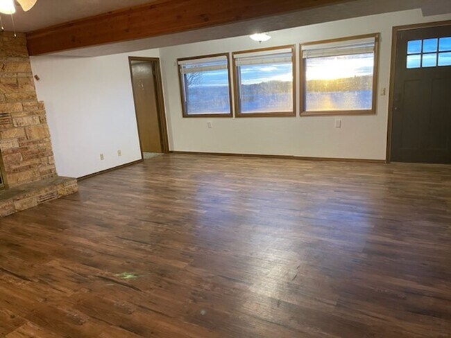 Building Photo - Waterfront! Sunset views! 3 bdrms! Attached garage! Private driveway!