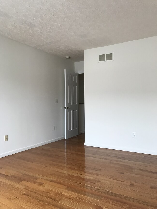 Building Photo - 4191 Otter Creek Dr