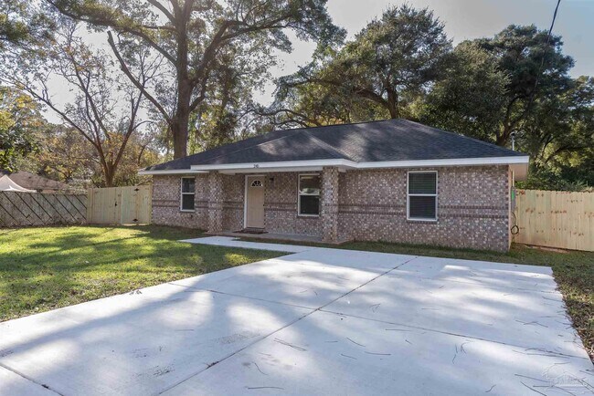 Foto del edificio - 245 Cary Memorial Dr