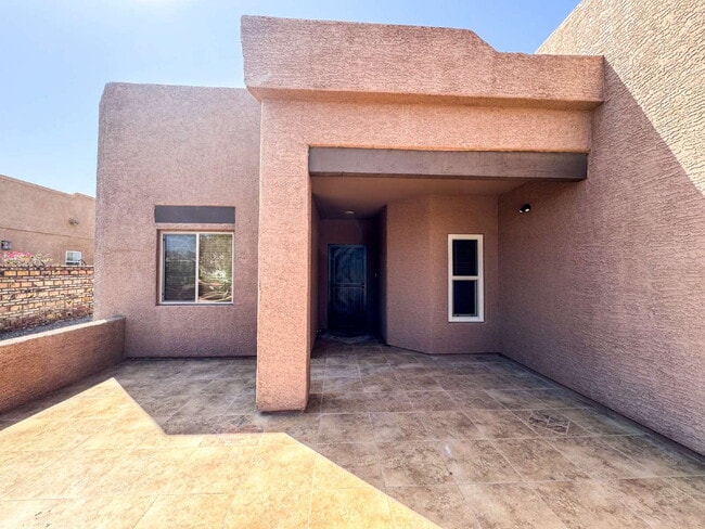 Foto del edificio - “Well Maintained 2-Bedroom, 2-Bathroom Home in Foothills”