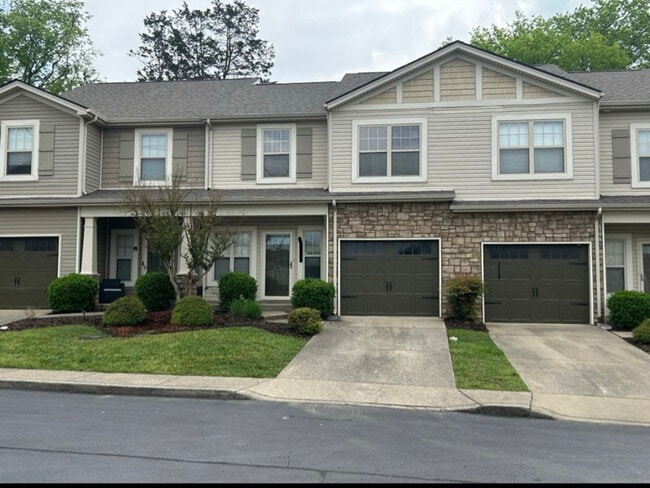 Photo - 735 Tulip Grove Rd Townhome