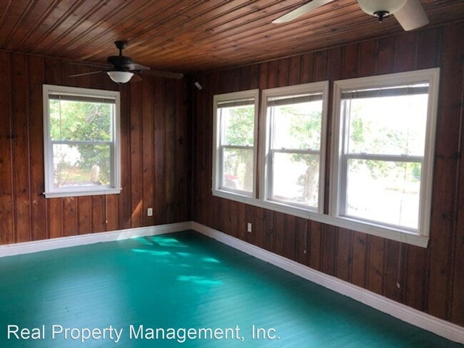 Building Photo - 1 br, 1 bath House - 2116 East Street