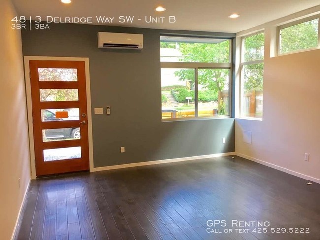 Foto del edificio - Modern 3 Bedroom Townhome In West Seattle!