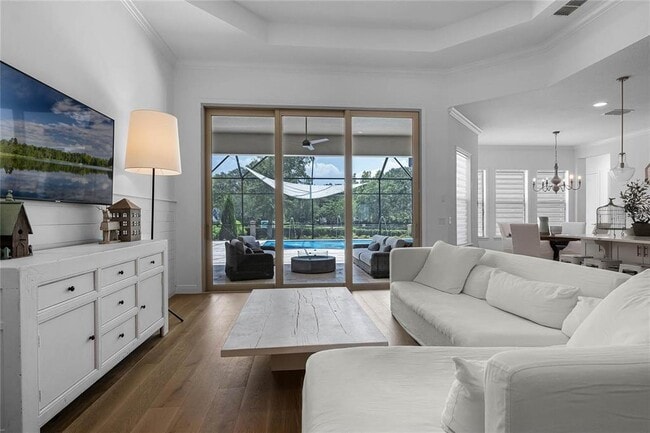 Building Photo - 1118 Estancia Wds Lp