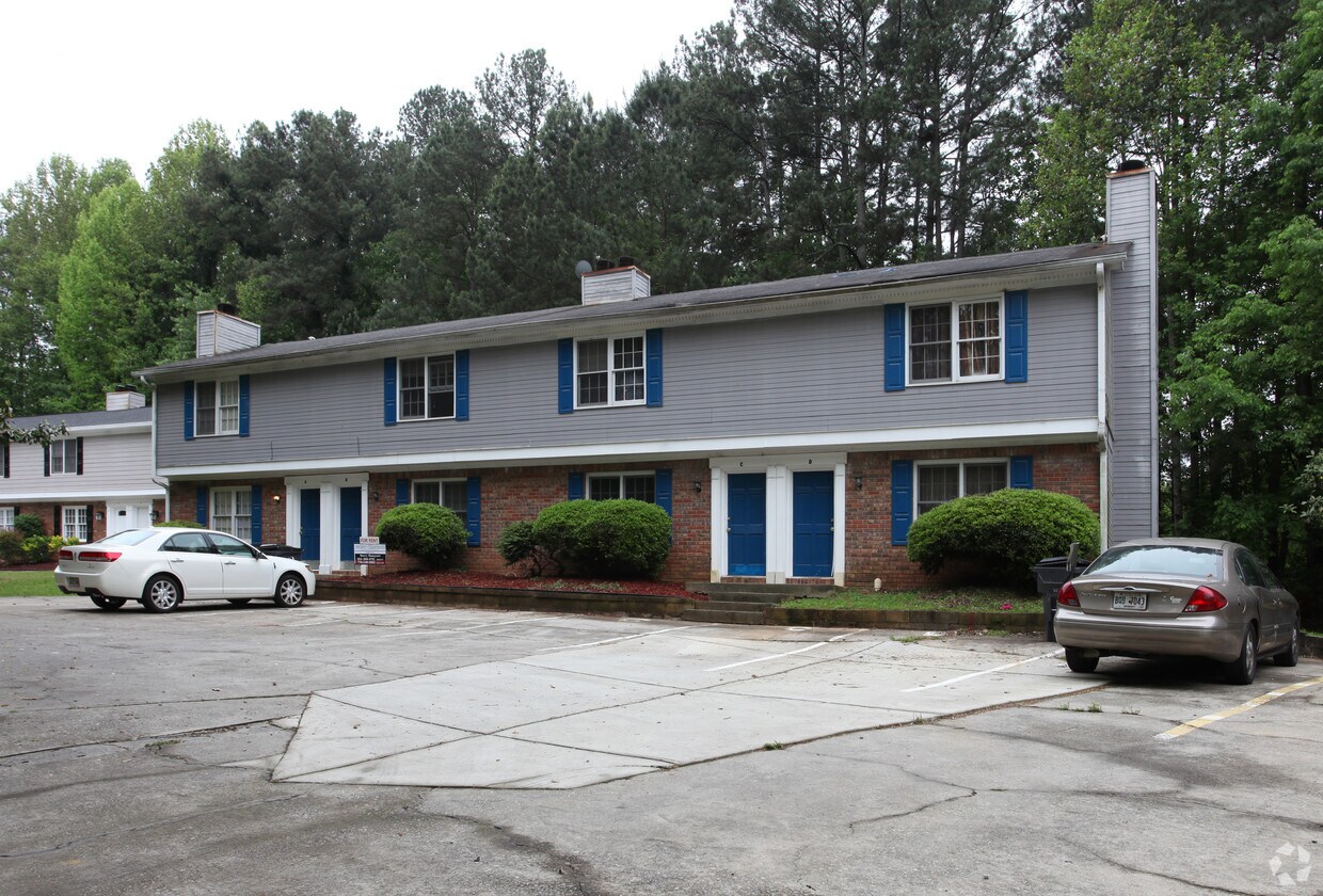 Primary Photo - 698 Burnt Creek Dr NW