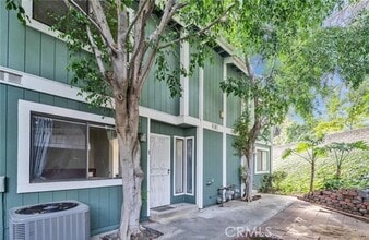 Building Photo - 1070 Walnut Grove Ave