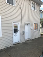 Building Photo - 501 Washington St