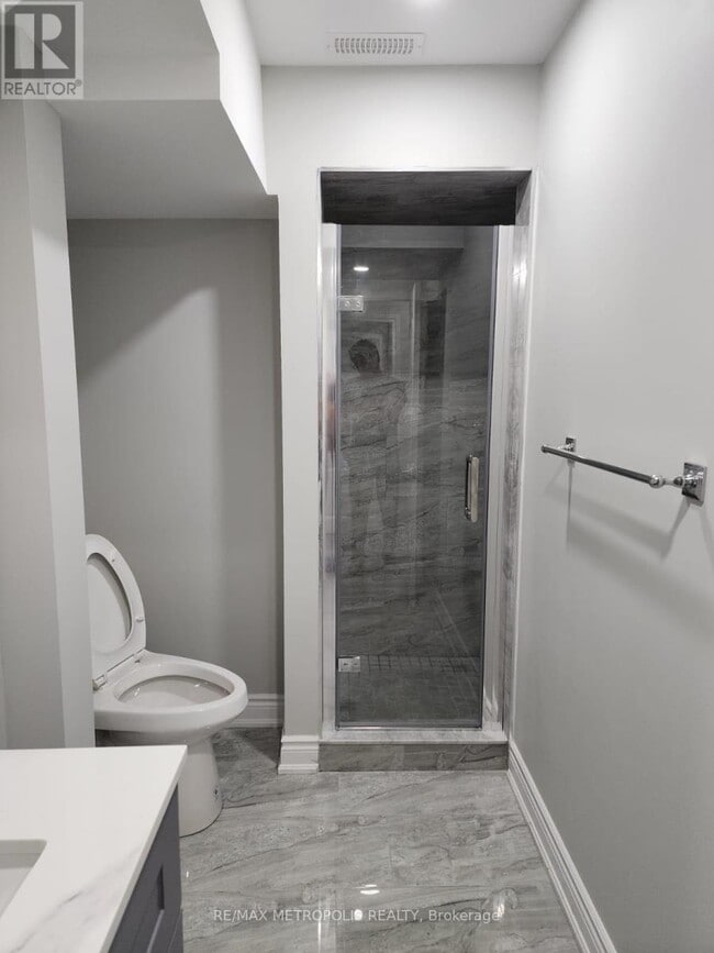 Building Photo - 261 Clockwork Dr