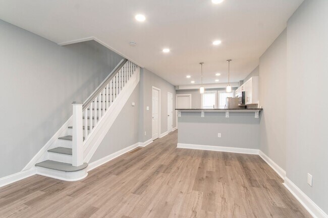 Building Photo - Gorgeous ~ Spacious ~ Brand New 3 Bedroom ...