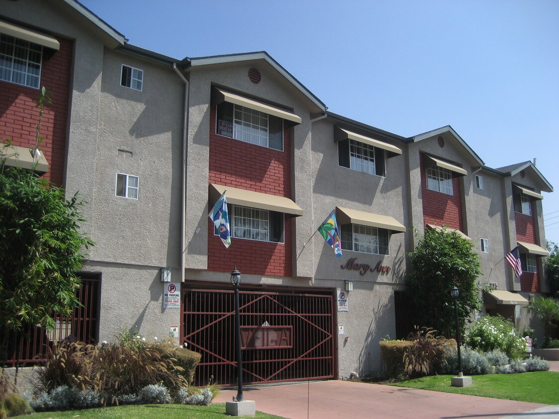 Primary Photo - Galium Estates