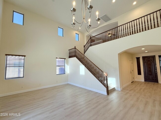 Building Photo - 3663 E Sparrow Pl