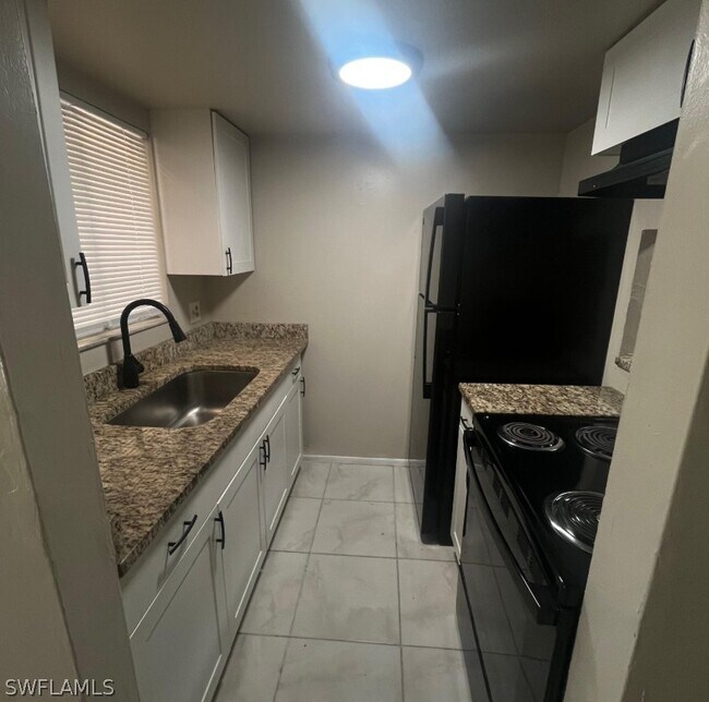 Building Photo - 3953 Pearl St