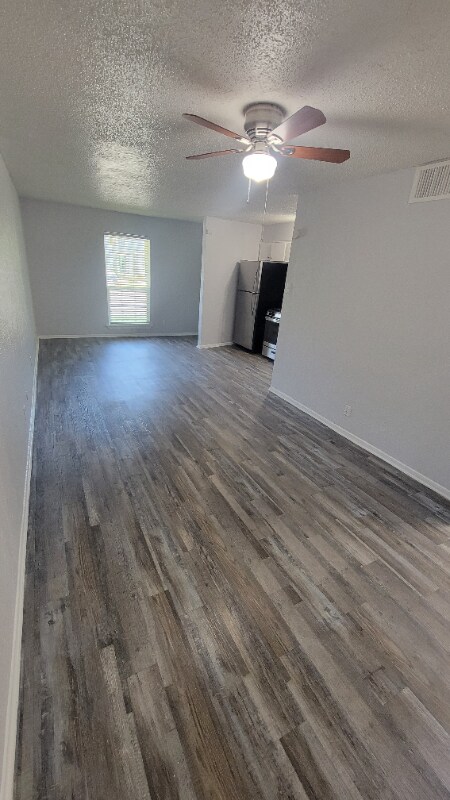 Building Photo - 2815 Peavy Rd