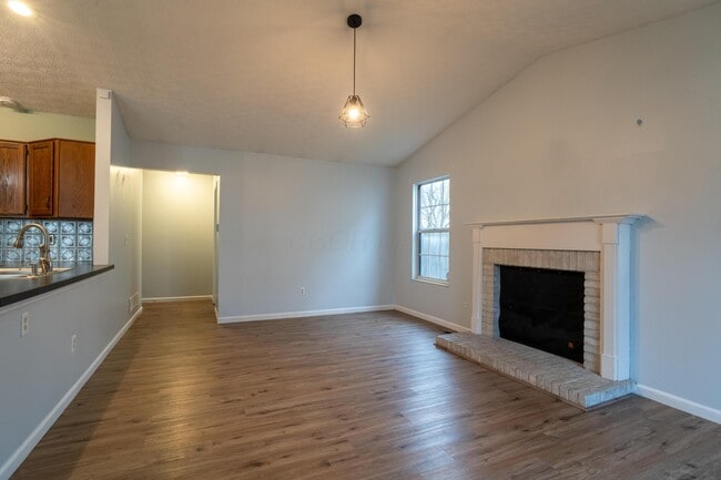 Building Photo - 3571 Frenchpark Dr