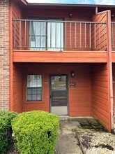 Building Photo - 1522 Pearl Ave