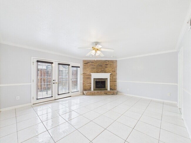 Foto del edificio - 9409 Fondren Rd