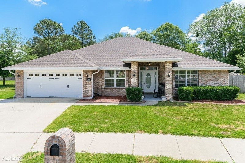 Primary Photo - 9203 Hawkeye Dr