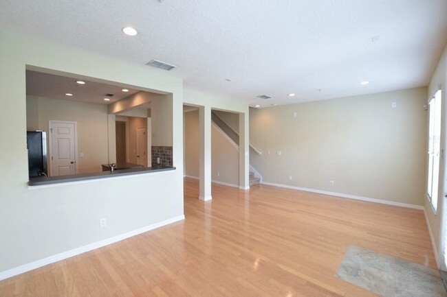 Foto del edificio - 1144 Lake Baldwin Ln