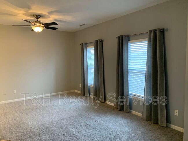 Foto del edificio - 13415 White Granite Dr