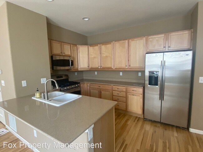 Building Photo - 3 br, 3.5 bath House - 340 Riverton Road