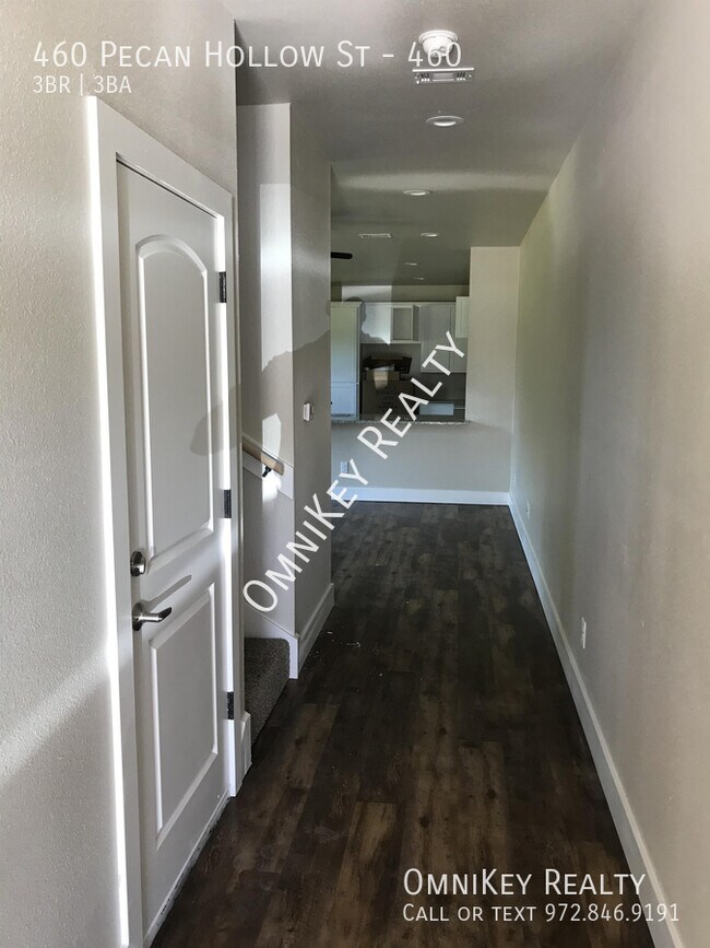 Foto del edificio - 460 Pecan Hollow St